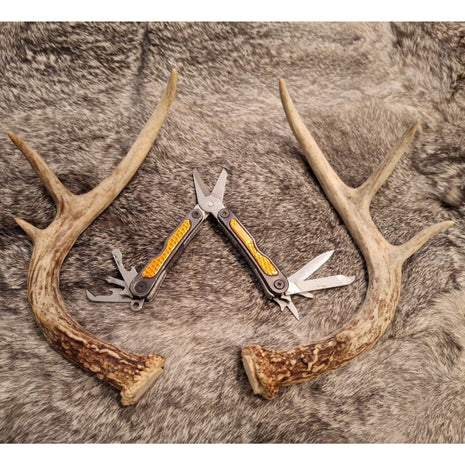 Craftsman Small Multi-tool 8 Tools (Black & Orange) Nice Tool w/ super Scissors