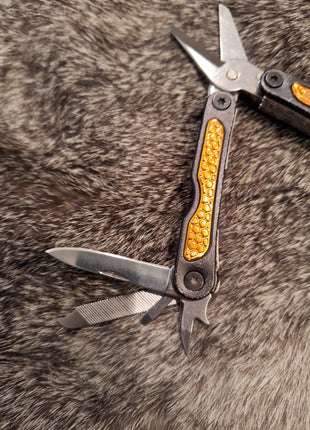 Craftsman Small Multi-tool 8 Tools (Black & Orange) Nice Tool w/ super Scissors