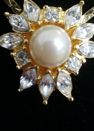 Vintage Christian Dior Crystal & Pearl Flower Gold Tone Necklace - Germany