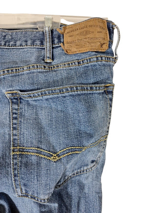 American Eagle Men's Core Flex Relaxed Straight Distressed blue jeans 38x32