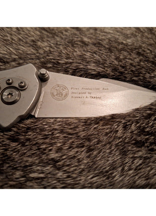 Smith & Wesson CK5 Bullseye Stainless Steel Handle Pocket Knife w/ Belt Clip