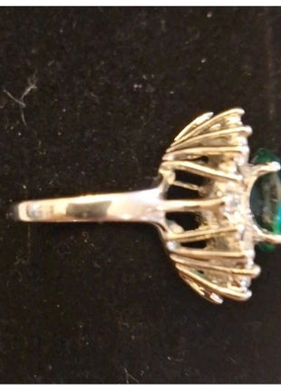Vintage 18K HGE Cocktail Ring Faux Green Emerald and Rhinestone Cluster Size 8 A
