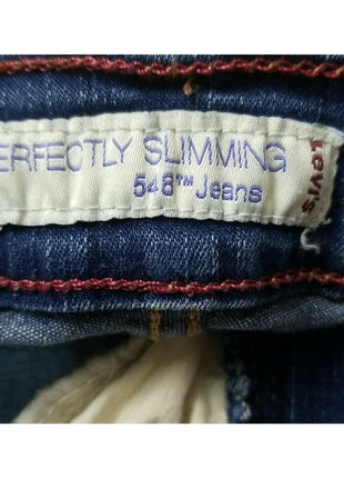 Levis Perfectly Slimming 548 Womens Bermuda Denim Shorts Size 12 Stretch Jeans