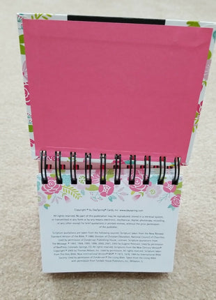 Moments for Moms, Perpetual Flip Calendar w/ Christian Scripture & Inspiration