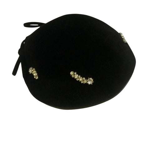 VINTAGE LADIES BLACK VELOUR HAT / LEE - DESIGNER / RHINESTONE / MOD ART DECO