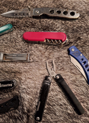 Lot of 10 Pocket Knives / Multi-Tools - Junk Drawer Lot