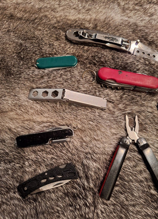 Lot of 10 Pocket Knives / Multi-Tools - Junk Drawer Lot