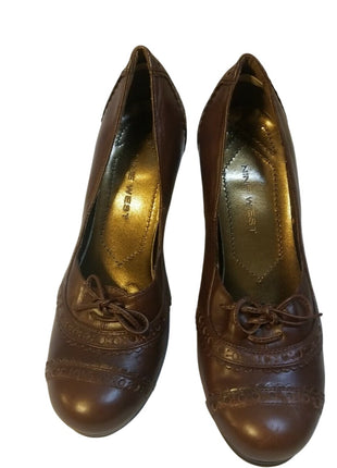 Nine West Brown Leather Heeled Pumps With Decorative Stitching & Lace Detail Size 7.5