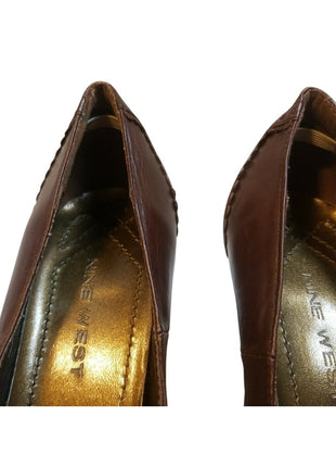 Nine West Brown Leather Heeled Pumps With Decorative Stitching & Lace Detail Size 7.5