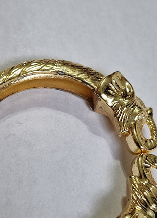 VINTAGE  DOUBLE ELEPHANT KISSING HEAD GOLD TONE CRYSTAL HINGED CUFF BRACELET