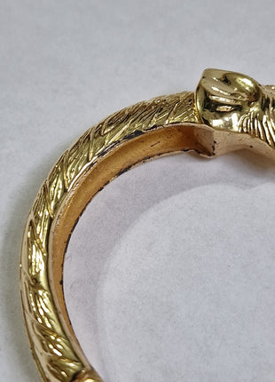 VINTAGE  DOUBLE ELEPHANT KISSING HEAD GOLD TONE CRYSTAL HINGED CUFF BRACELET