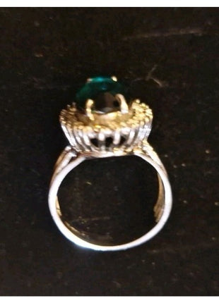 Vintage 18K GE Cocktail Ring Faux Green Emerald and Rhinestone Cluster Size 8 K