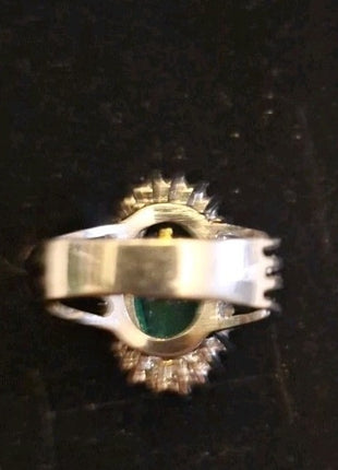 Vintage 18K GE Cocktail Ring Faux Green Emerald and Rhinestone Cluster Size 8 K